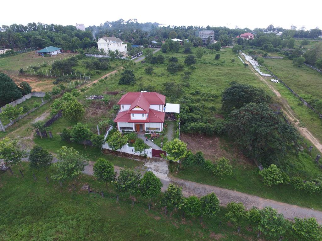 Swiss Villa Сіануквіль Номер фото
